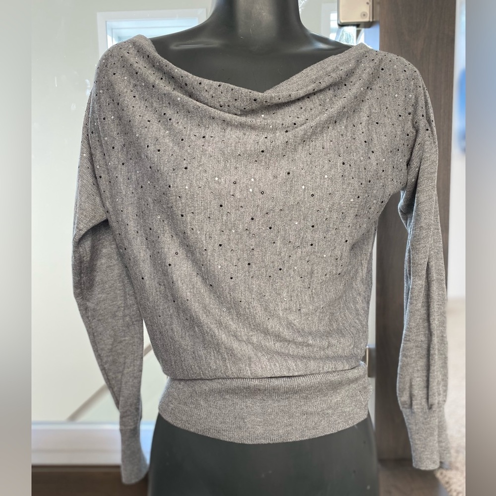 Guess sweater with rhinestones 💎